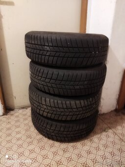 Zimní pneu 185/65 R15 - 3
