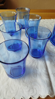 stará nápojová souprava modré sklo - 3