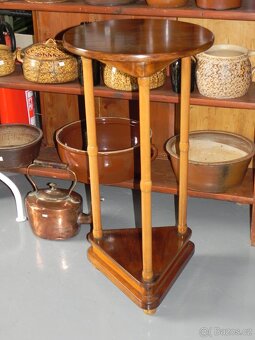 Starý stolek - 3
