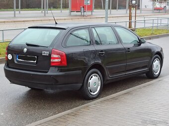ŠKODA OCTAVIA Combi 2.0 TDi .. NOVÁ TK do 12/2027 .. PĚKNÁ - 3