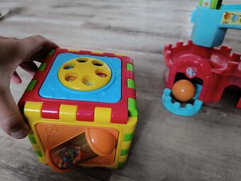 Hračky pro děti od 6M - 3