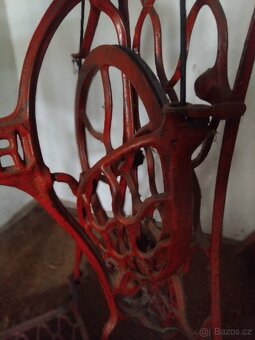 Singer manufacturing šicí stroj - 3