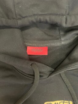 HUGO BOSS černá hoodie s kapucí - 3
