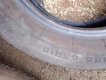 185/65/15 88t Dunlop - zimní pneu 2ks - 3