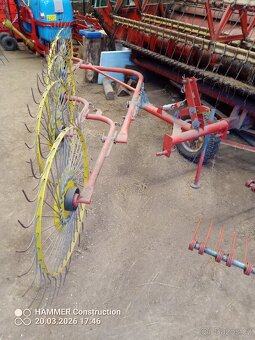 Paprskový shrnovač a obraceč sena - 3