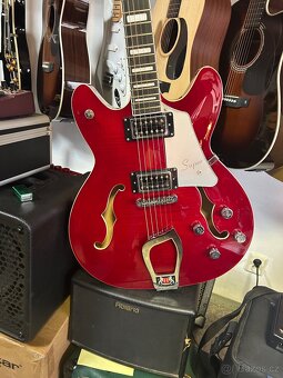 Hagstrom Super Viking a Epiphone Casino - 3