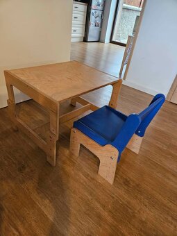 Dětský rostoucí stůl a židle - 3