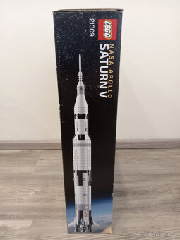 Lego Ideas 21309 Saturn V - 3