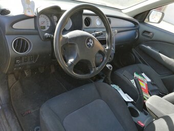 Mitsubishi Outlander - 3