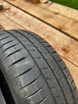 Letni pneu Hankook 195/65/15 6mm - 3
