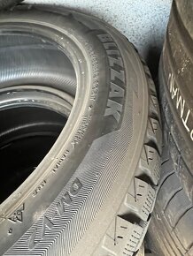 Prodám zimní pneu 235,55R19 105T Bridgestone Blizzak - 3