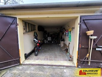 Hrušovny u Brna, garáž, vlastní pozemek - garáž - 3
