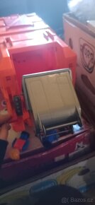 Velké popelářské auto - 3