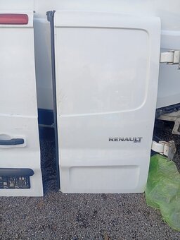 RENAULT TRAFIC 3 RV 2018 ZADNÍ DVEŘE KOMPLETNÍ NASTROJENÉ - 3
