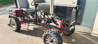 Traktorek Prodej 4x4 Diesel - 3