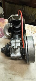 Jawa speciál motor - 3