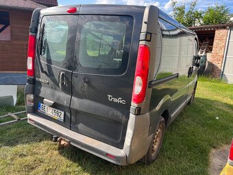 Renault Trafic 2,0 DCi 6 míst - 3
