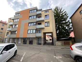 PRONÁJEM VENKOVNÍHO PARKOVACÍHO STÁNÍ, KLAVÍKOVA, ČB - 3