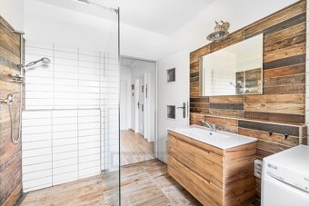 Prodej novostavby rodinného domu, 121 m², pozemek 801 m², Mi - 3