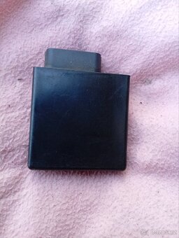 Suzuki Burgman 200 rok 2008 řídící jednotka - 3