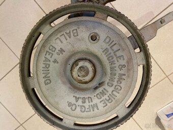 Americká ruční sekačka na trávu - 3