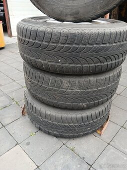 Vw tiguan 215/65 R16 - 3