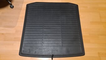 Oboustranný koberec OCTAVIA IV COMBI - 3