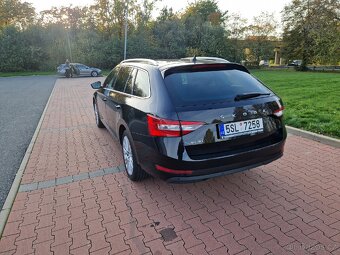 Škoda Superb Combi 2.0 TDI DSG - 3