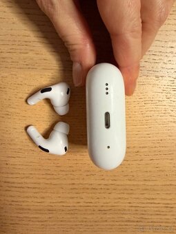Sluchátka AirPods Pro 2 - 3