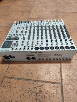 Mixážní pult Phonic + Splitter/Mixer Behringer - 3