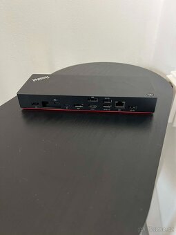 Lenovo ThinkPad Thunderbolt 4 Workstation Dock - 3
