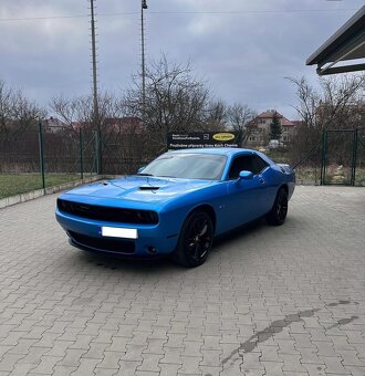 Dodge challenger R/T 5.7 HEMI V8 - 3