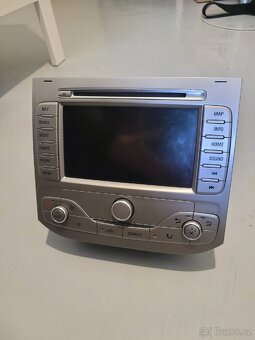 Navigace Ford MCA 7" - 3