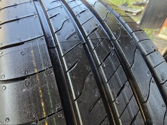 Goodyear EfficientGrip Performance 2 215/55 R18 - 3