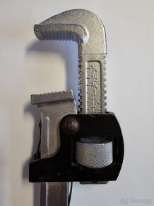 Hasák TONA ČR URSUS 90° 248 1 1/2" - 3