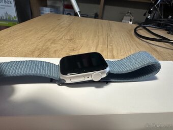 APPLE Watch SE GPS 40mm Silver Aluminium Case - záruka - 3
