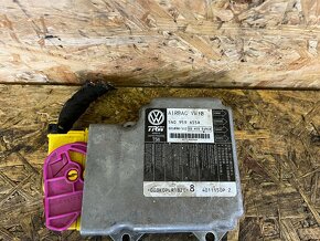 ŘÍDICÍ JEDNOTKA AIRBAGU VOLKSWAGEN TIGUAN 5N0959655R - 3