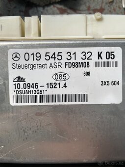 Řídíc jednotka motoru a brzd Mercedes Benz - 3
