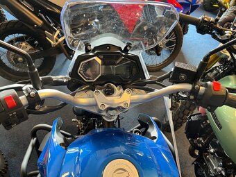 Yuki 125 XTR 125i ll - 3