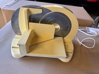 Kráječ potravin - 3