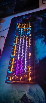 Herní PC Ryzen5 2600x včetně monitoru klávesnice a myši - 3