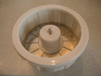 Odšťavňovač 350,- Kč na Robot MOULINEX Masterchef - 3