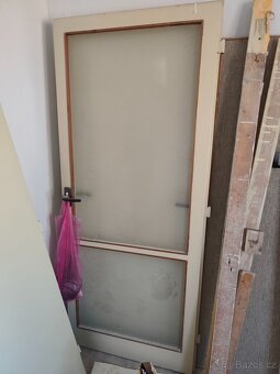 Dveře interiérové. Daruji za odvoz. - 3