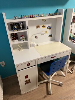 Dětský psací stůl s nástavcem - 3