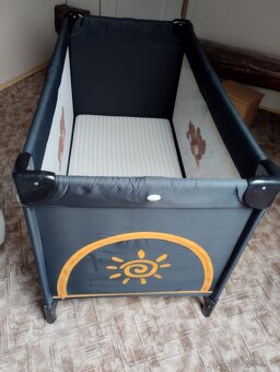 Postýlky, hračky pro děti - 3