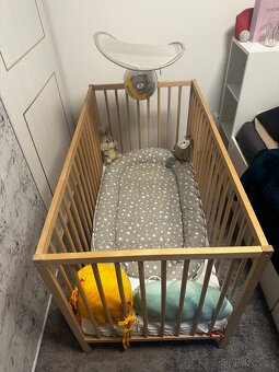 Přebalovací pult a postýlka - 3