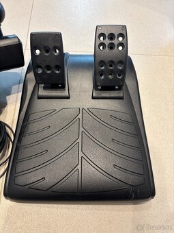 Herní volant Logitech Driving Force GT - 3