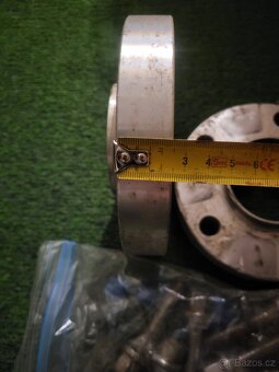 Rozšiřující podložky + šrouby - 3