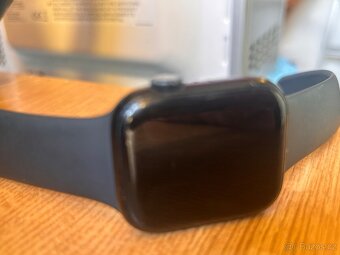 Apple Watch Series 8 45 mm - 3