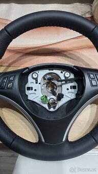 VOLANT BMW E90 E91 E92 E93 E87 E82 E84 sport - 3